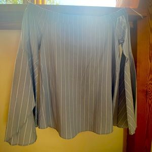 Off shoulder summer top **The SLEEVES**